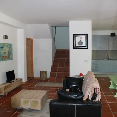 Casas Do Corvo Ventosa (Braga)