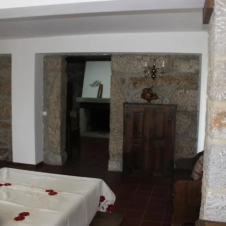 Casas Do Corvo Ferienhaus *