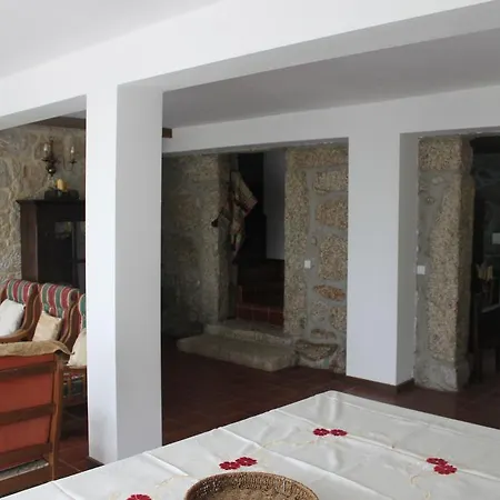 Ferienhaus Casas Do Corvo Ventosa (Braga)