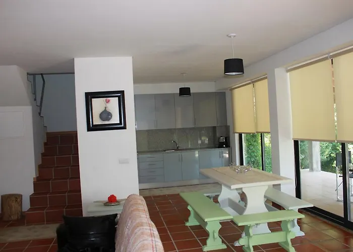 Casas Do Corvo * Ventosa (Braga)